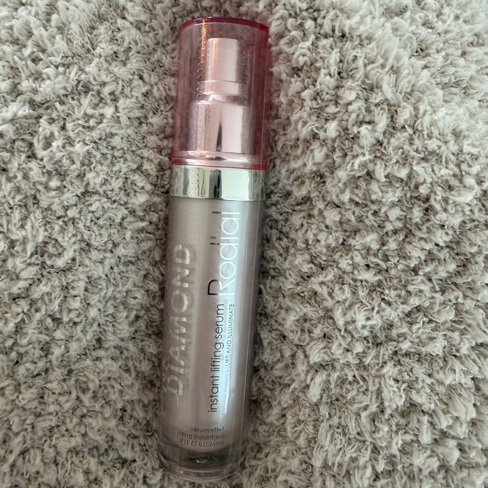 Pink Diamond Instant Lifting Serum